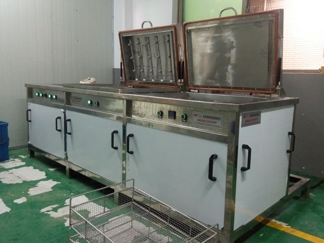 HR-3030ST汽車(chē)部件清洗干燥機(jī)、汽車(chē)零部件清洗機(jī)