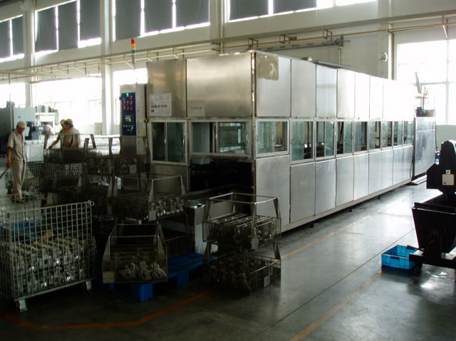 HR-剎車鉗零部件清洗機(jī)，剎車鉗清洗機(jī)，剎車鉗鉗體清洗機(jī)